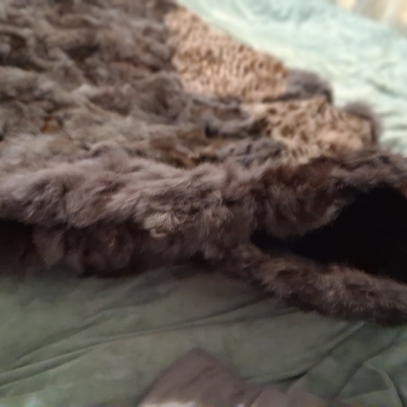 MultiColor Dyed Fur Cape - Picture 11 of 13